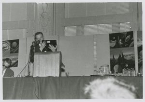 קמבל בוורלדקון (כנס המד"ב והפנטסיה העולמי) 1956.